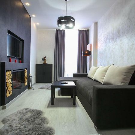 Simona Maria Apartment Букурещ Екстериор снимка