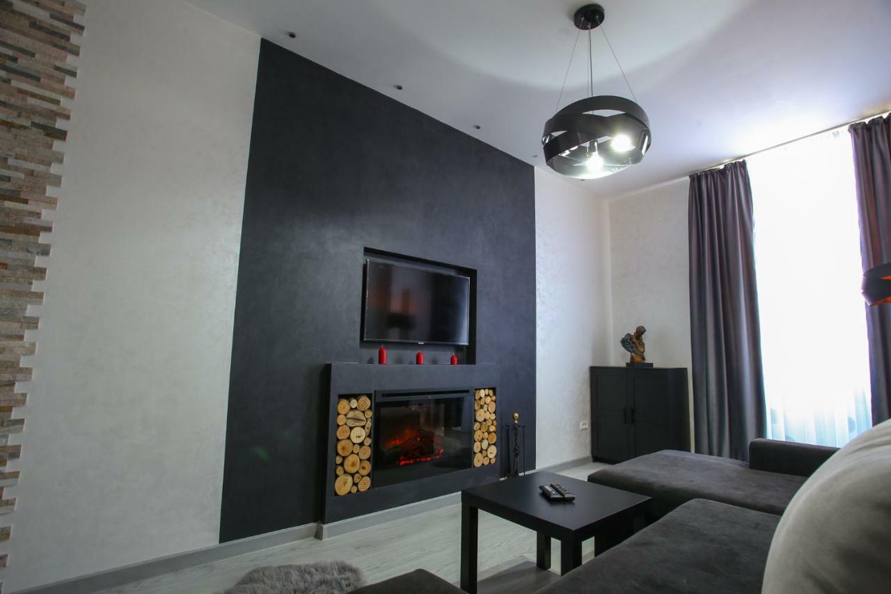 Simona Maria Apartment Букурещ Екстериор снимка