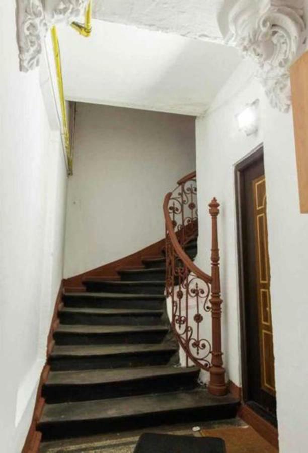 Simona Maria Apartment Букурещ Екстериор снимка